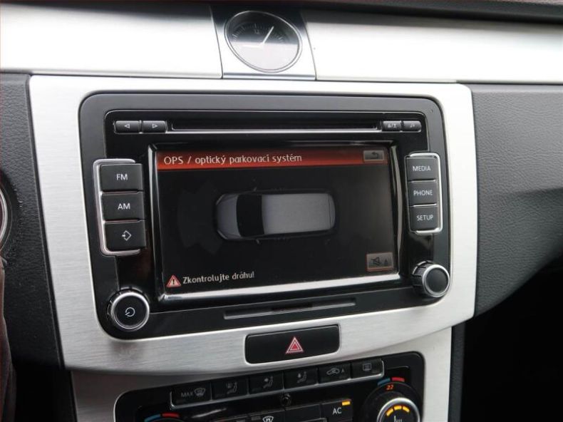 Volkswagen Passat - hlavní fotka