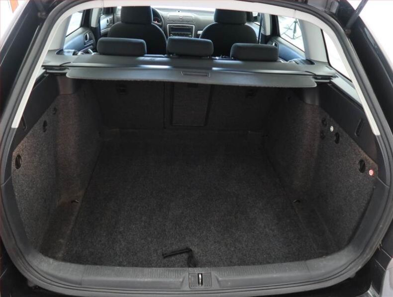 Škoda Octavia - hlavní fotka