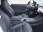 Tesla Model 3 - fotka číslo 8