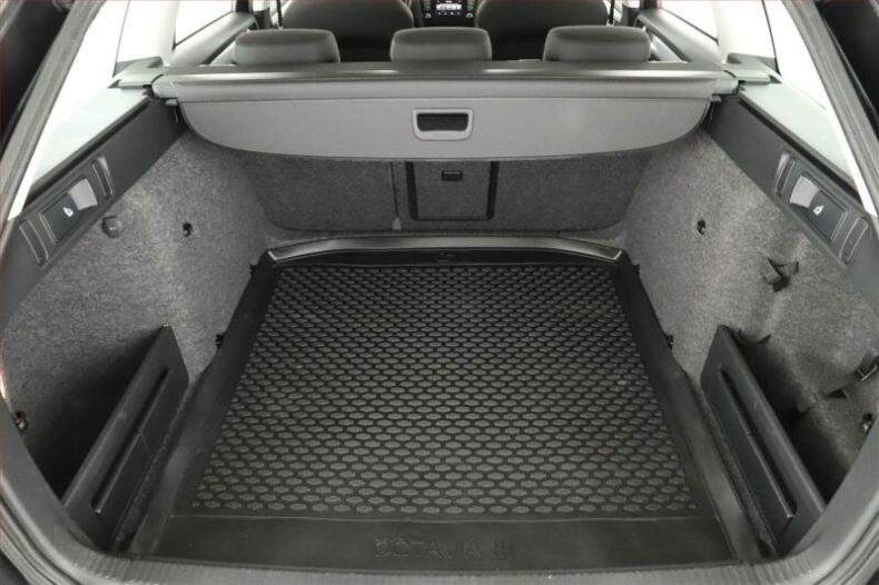 Škoda Octavia - hlavní fotka