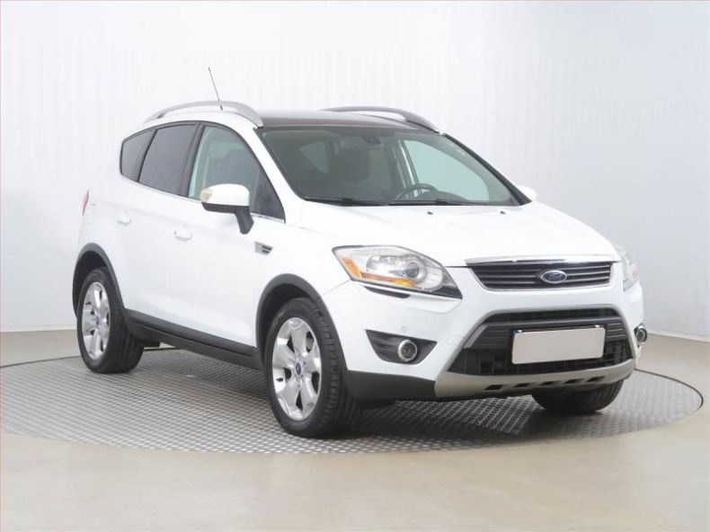 Ford Kuga - hlavní foto