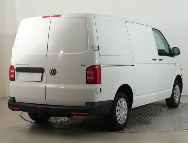 Volkswagen Transporter - hlavní fotka