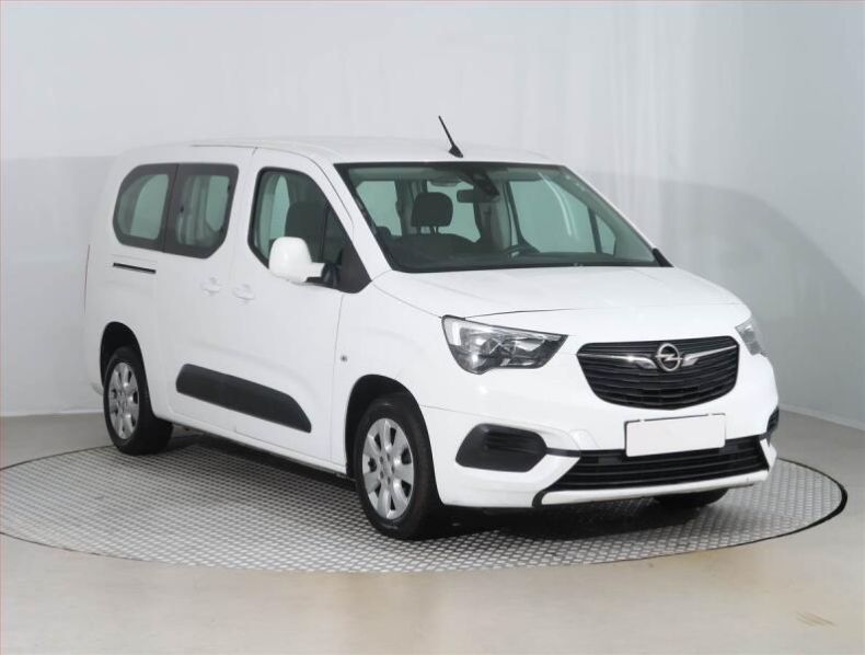 Opel Combo - hlavní foto