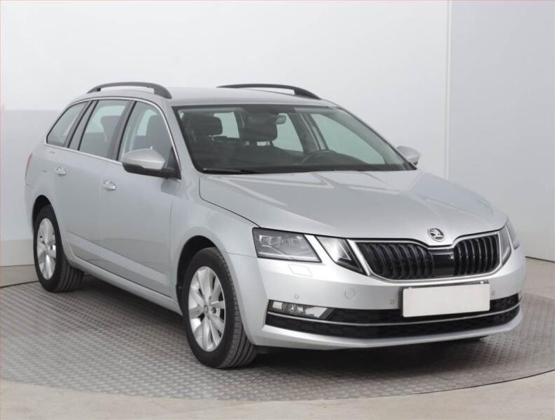 Škoda Octavia - hlavní foto