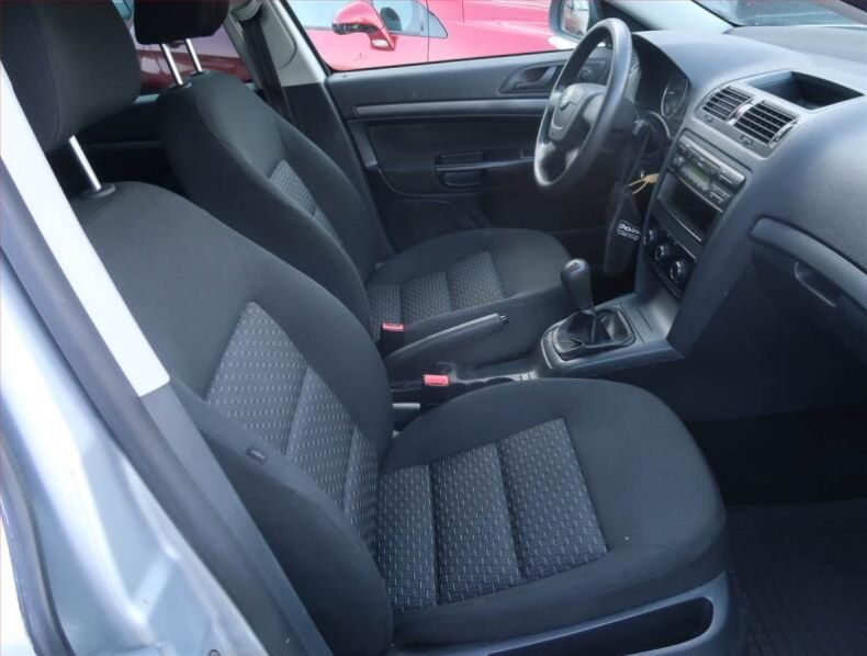 Škoda Octavia - hlavní fotka