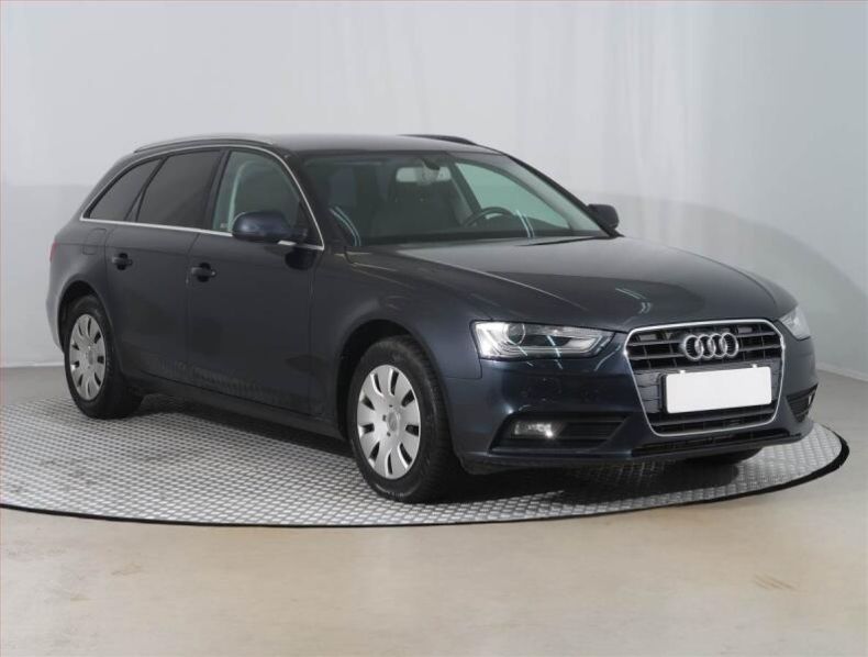 Audi A4 - hlavní foto
