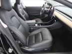 Tesla Model 3 - fotka číslo 8