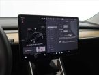 Tesla Model 3 - fotka číslo 19