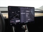Tesla Model 3 - fotka číslo 20