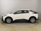 Toyota C-HR - fotka číslo 2