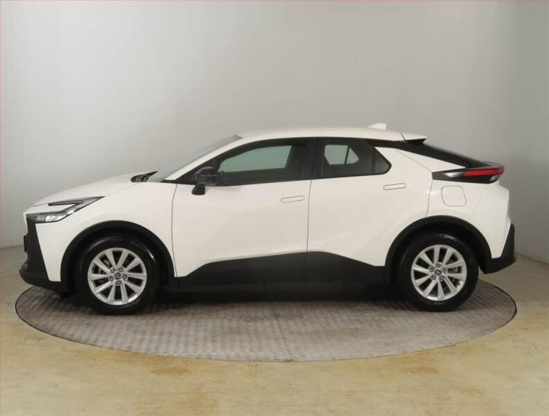 Toyota C-HR - hlavní fotka
