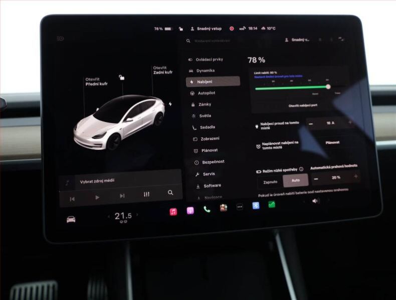Tesla Model 3 - hlavní fotka