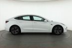 Tesla Model 3 - fotka číslo 5
