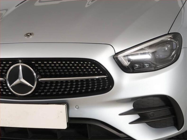 Mercedes Třída E - hlavní fotka