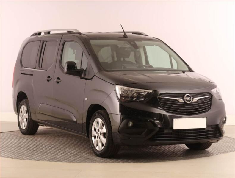 Opel Combo - hlavní foto