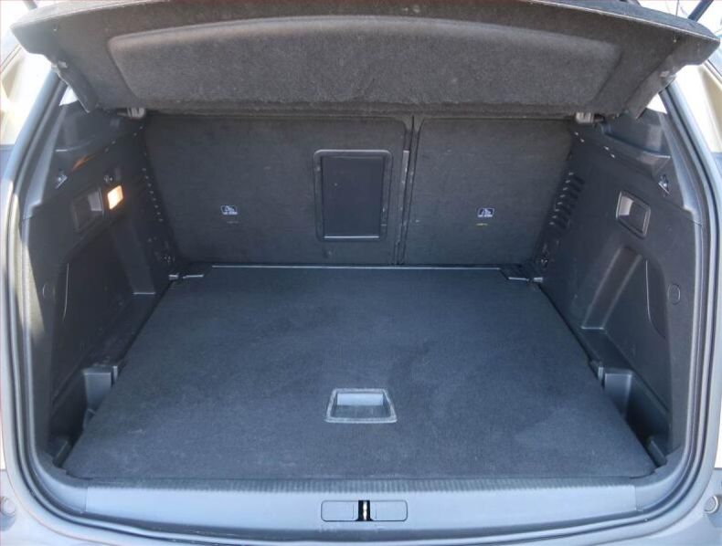Peugeot 3008 - hlavní fotka