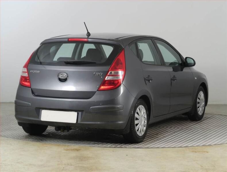 Hyundai i30 - hlavní fotka