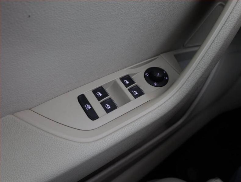 Škoda Superb - hlavní fotka