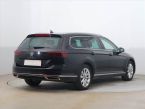 Volkswagen Passat - fotka číslo 4
