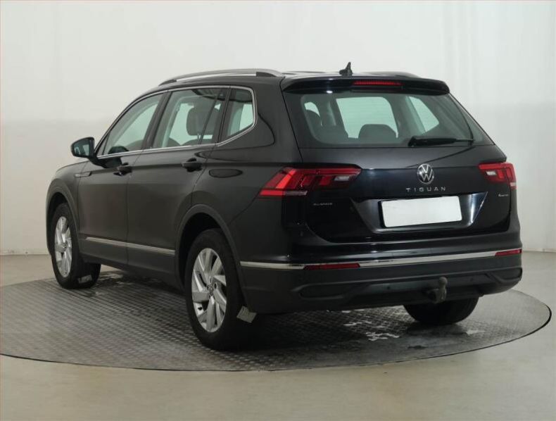 Volkswagen Tiguan - hlavní fotka