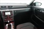 Volkswagen Passat - fotka číslo 7