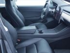 Tesla Model 3 - fotka číslo 8