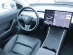Tesla Model 3 - fotka číslo 6