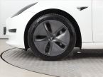 Tesla Model 3 - fotka číslo 14