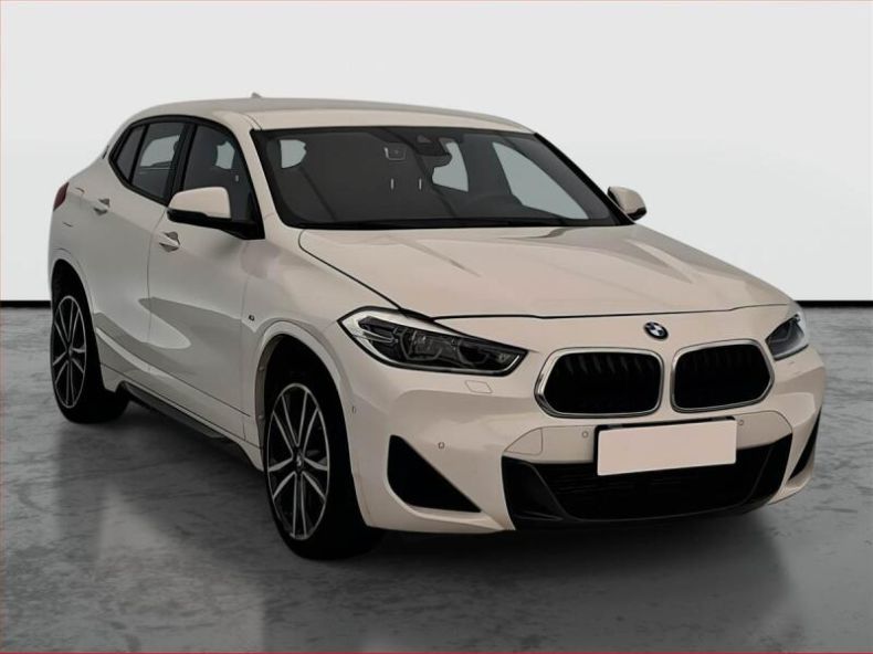 BMW X2 - hlavní foto