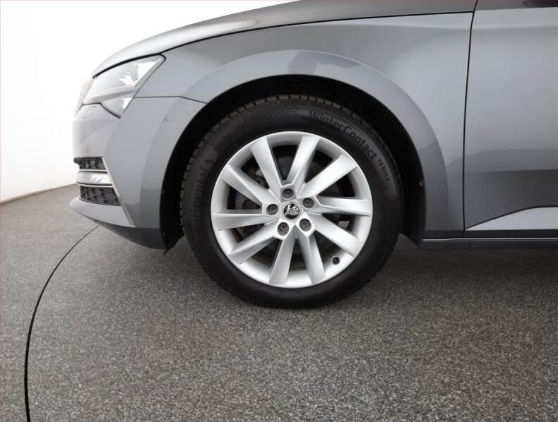 Škoda Superb - hlavní fotka