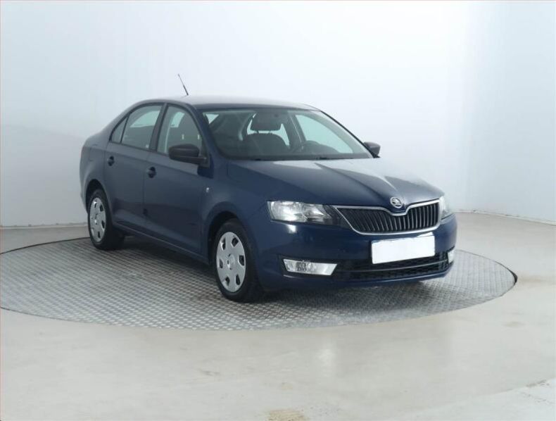 Škoda Rapid - hlavní foto