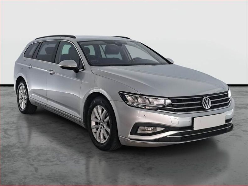 Volkswagen Passat - hlavní fotka