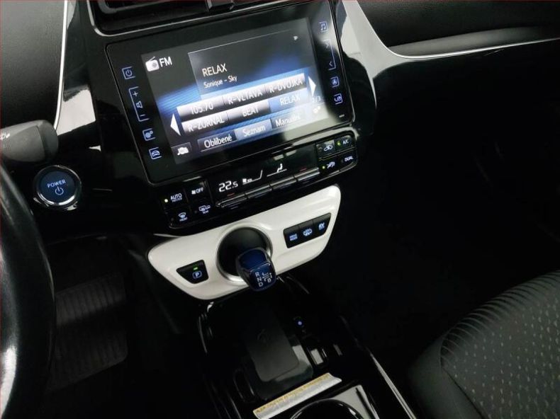 Toyota Prius - hlavní fotka
