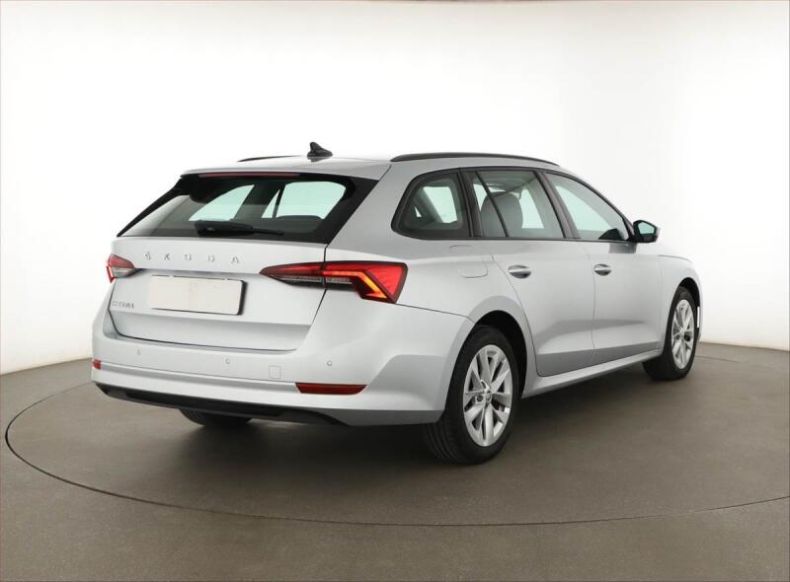 Škoda Octavia - hlavní fotka