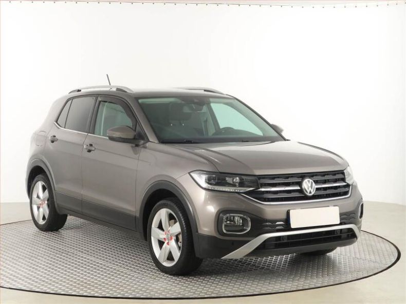 Volkswagen T-CROSS - hlavní fotka inzerátu