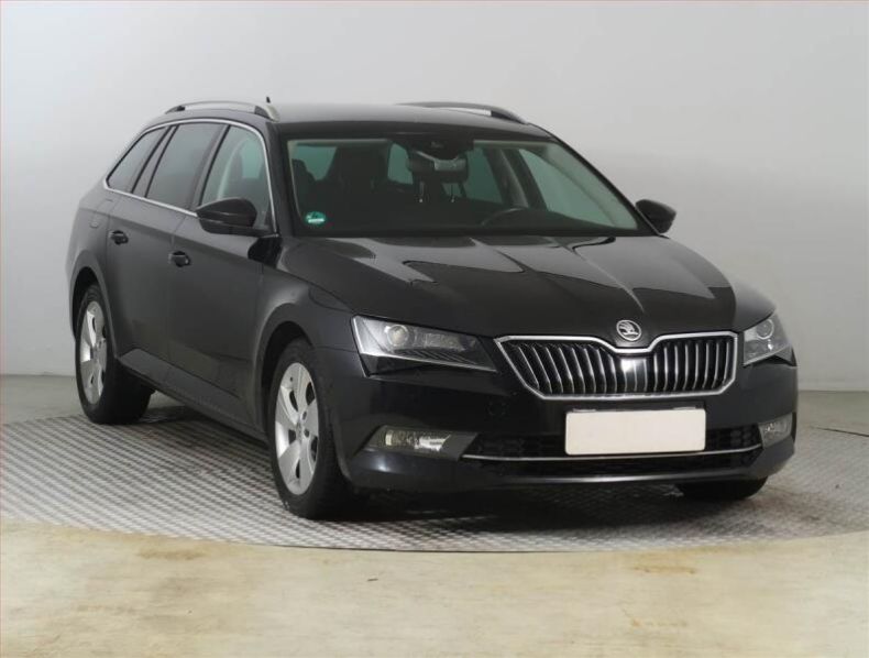 Škoda Superb - hlavní fotka inzerátu