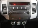Mitsubishi Outlander - fotka číslo 11