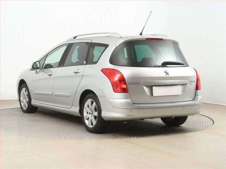 Peugeot 308 - hlavní fotka