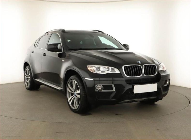 BMW X6 - hlavní foto