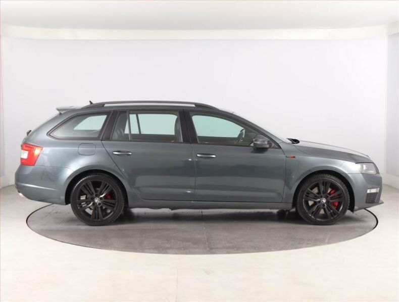 Škoda Octavia - hlavní fotka