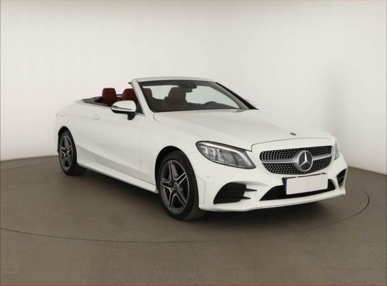 Mercedes Třída C - hlavní foto