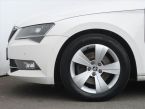 Škoda Superb - fotka číslo 14