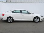 Škoda Superb - fotka číslo 5