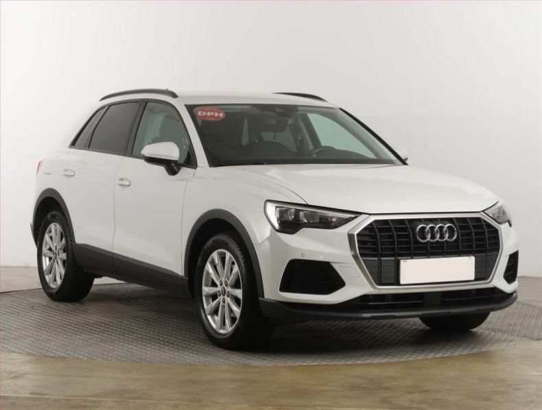 Audi Q3 - hlavní foto