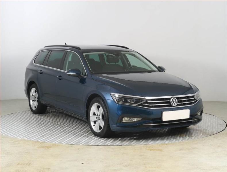 Volkswagen Passat - hlavní foto