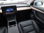 Tesla Model 3 - fotka číslo 7