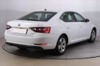 Škoda Superb - fotka číslo 4