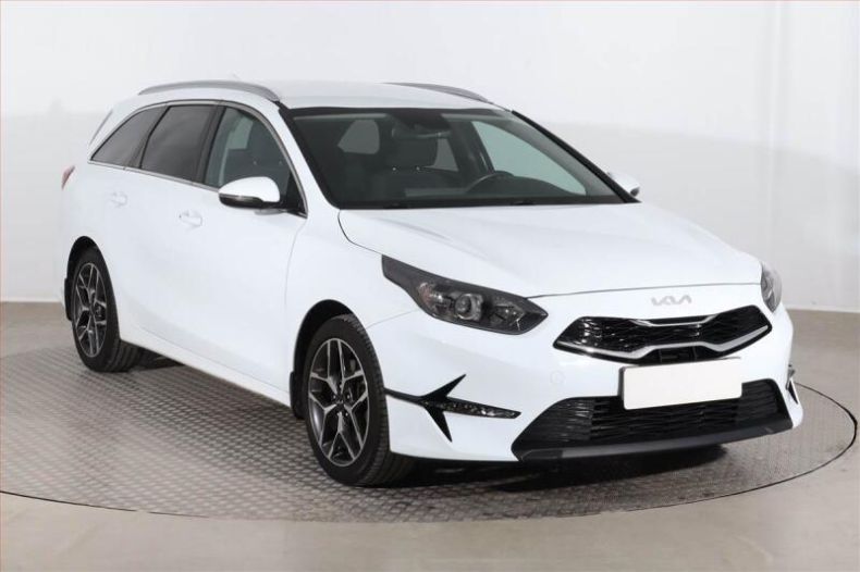 Kia Cee'd - hlavní foto