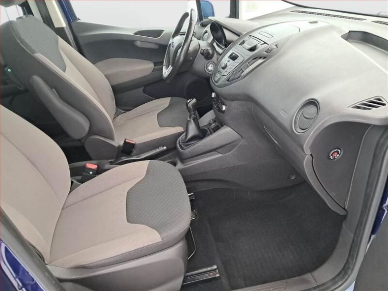 Ford Tourneo - hlavní fotka