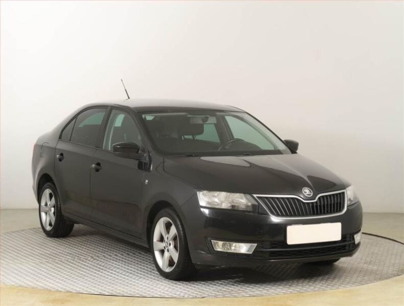 Škoda Rapid - hlavní foto